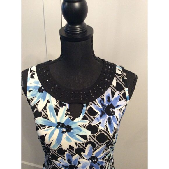 New NWT Sleeveless Floral Dress Size 10 David Emanuel - Picture 2 of 4